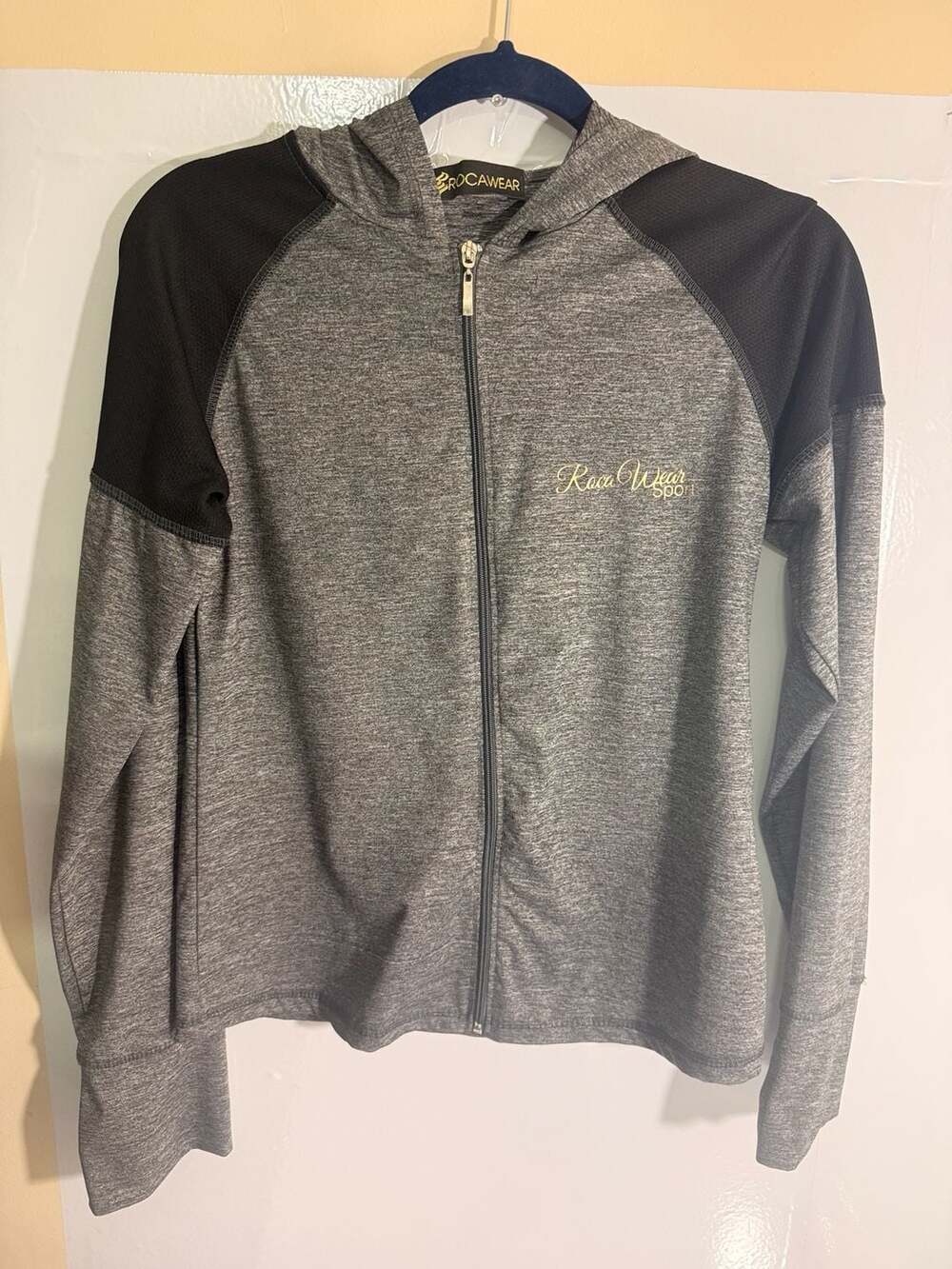 Rocawear Sport Zip Hoodie Size L Gray Black Athletic Jacket